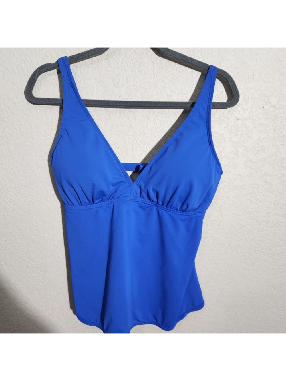 Sunsets Womens Tankini Top Blue Size M Adjustable Straps Swimwear